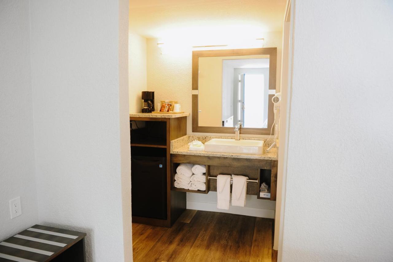 Regency Inn & Suites - Saint Augustine St. Augustine Beach Exteriör bild